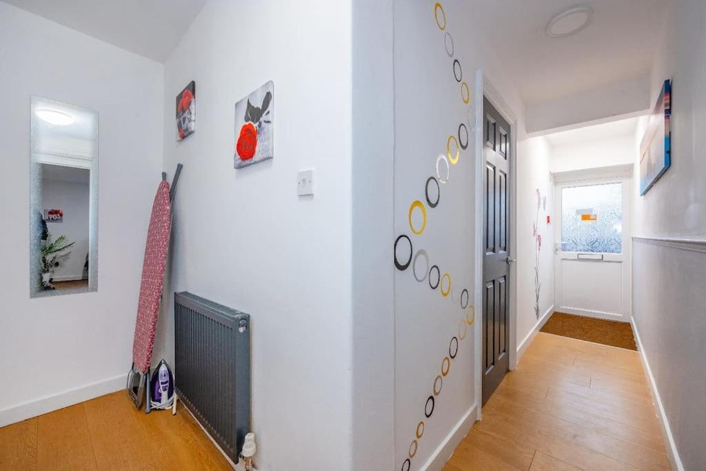 Apartamento *f18gh* For Relaxed & Cosy Stay/free Parking/wifi *